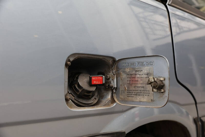 Кузов без центральной стойки и сдвижные двери: опыт владения Nissan Stanza Wagon 1986 года