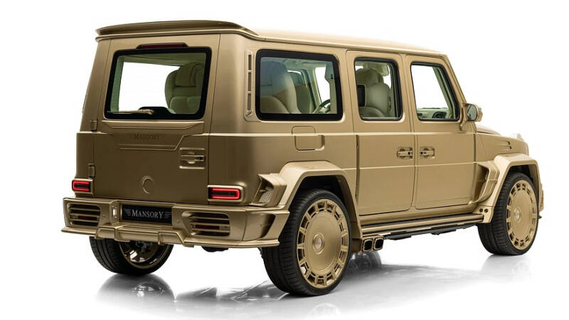 Золотой кирпич: уникальный удлинённый &laquo;гелик&raquo; от Mansory с 900-сильным V8