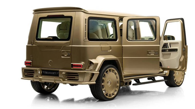 Золотой кирпич: уникальный удлинённый &laquo;гелик&raquo; от Mansory с 900-сильным V8